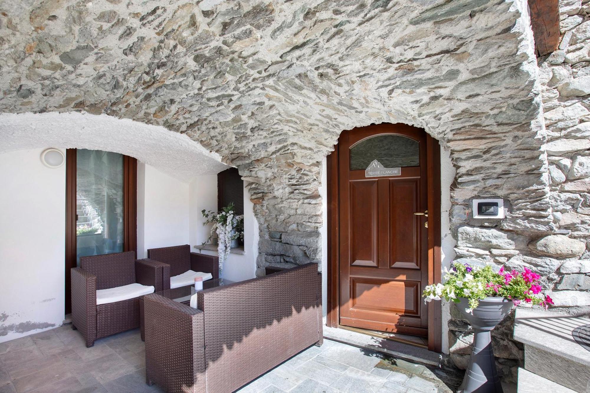Maison Bebe Terre Blanche Aosta Buitenkant foto